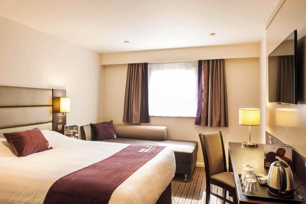 Premier Inn Liverpool City Centre - Moorfields Exterior photo