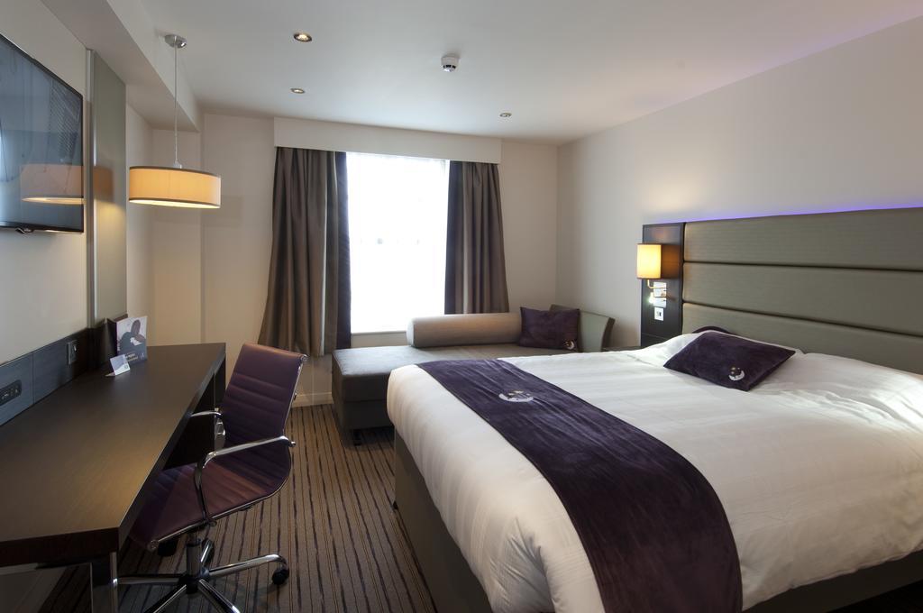 Premier Inn Liverpool City Centre - Moorfields Exterior photo