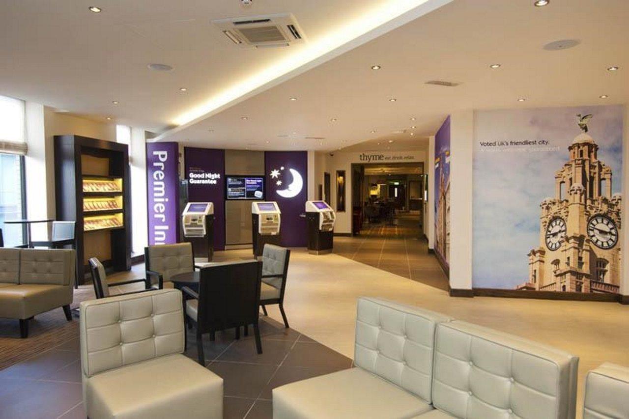 Premier Inn Liverpool City Centre - Moorfields Exterior photo